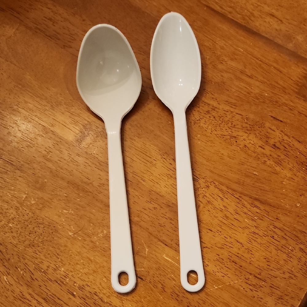 Vintage Tailor Made Products White Nylon Serving Spoon & Ladle Set - Made in USA